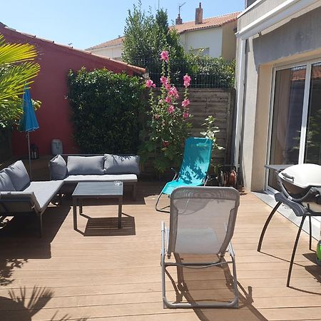 Joli Appartement 50 M2 Classe 3 Etoiles Avec Terrasse Et Jardin La Rochelle  Exteriör bild