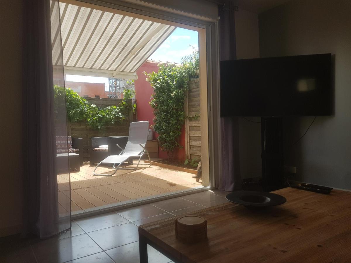 Joli Appartement 50 M2 Classe 3 Etoiles Avec Terrasse Et Jardin La Rochelle  Exteriör bild