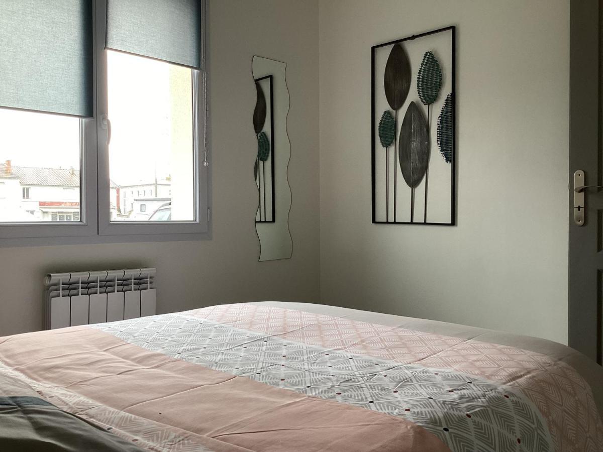 Joli Appartement 50 M2 Classe 3 Etoiles Avec Terrasse Et Jardin La Rochelle  Exteriör bild